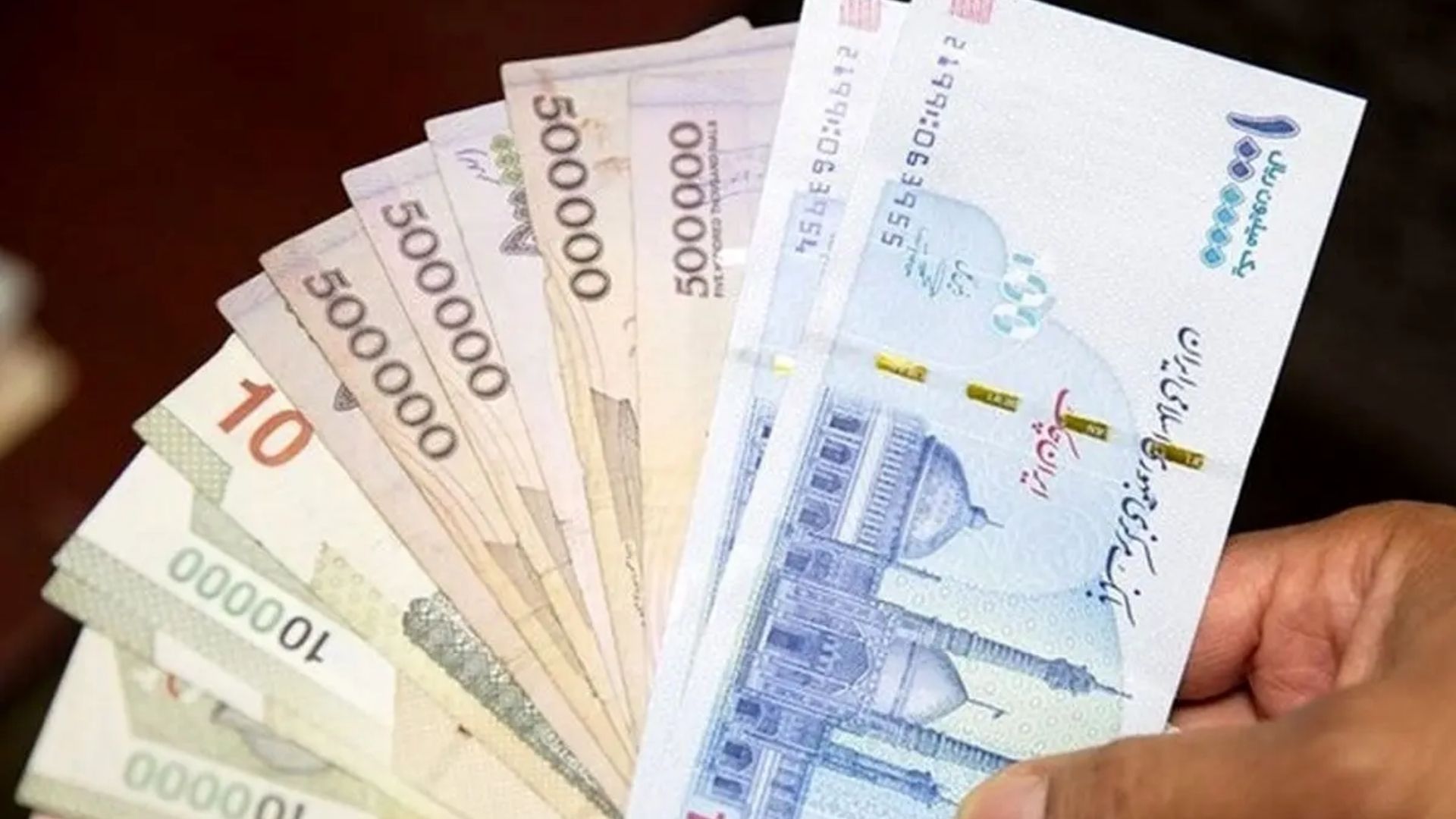 آغاز توزیع سبد کالا 1 میلیون تومانی به این خانوارها | بسته معیشتی جدید دولت برای اقشار کم درآمد