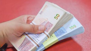ویژه: حسابی خاص برای گروهی از کارکنان دولت در نظر گرفته شد