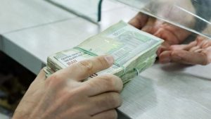 وام ۴۰۰ میلیون تومانی با سود ۴ درصد ویژه این افراد