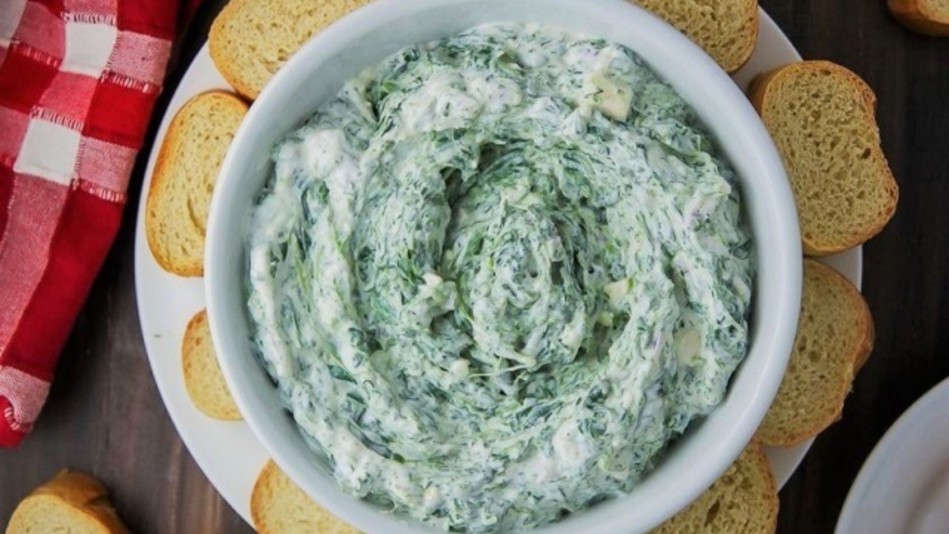 طرز تهیه بورانی اسفناج