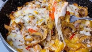 طرز تهیه خوراک مرغ با سیب زمینی