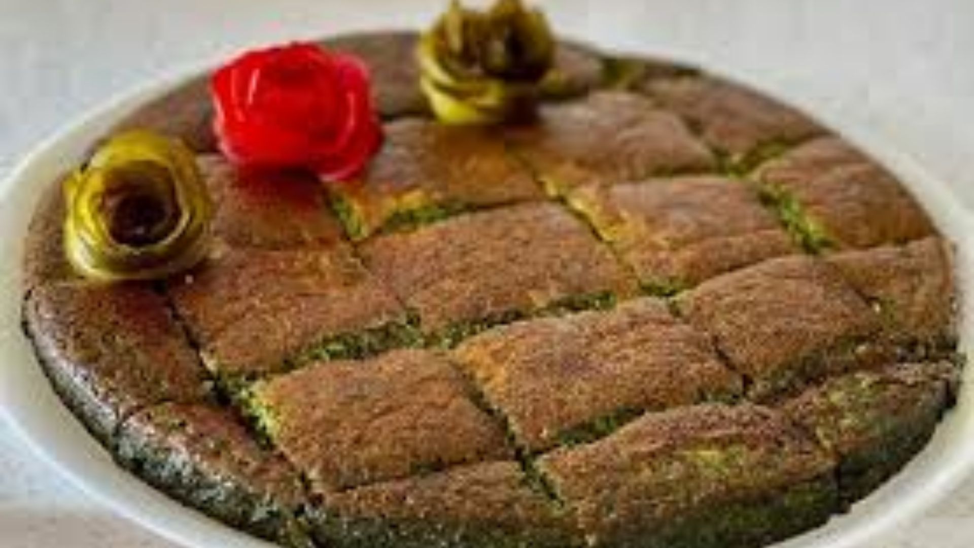 طرز تهیه کوکو سبزی رژیمی