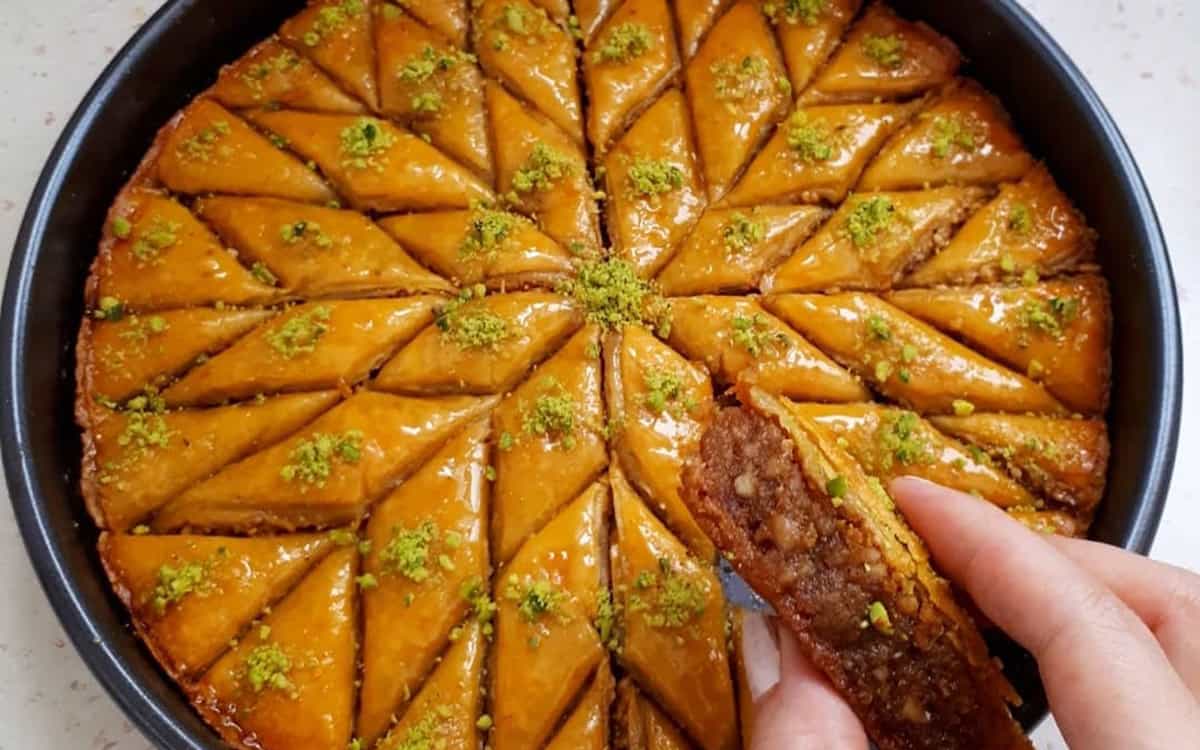 طرز تهیه باقلوا بدون فر بدون خمیر یوفکا