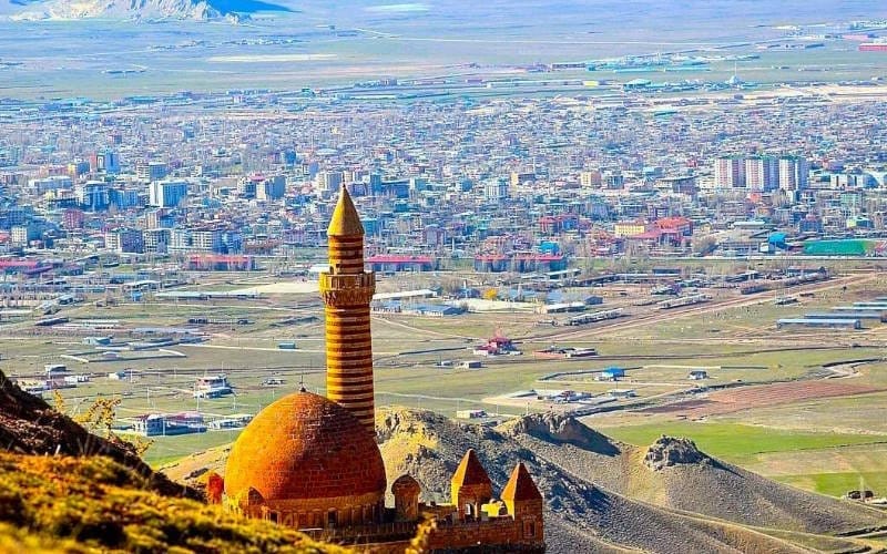 دوغوبایزید 