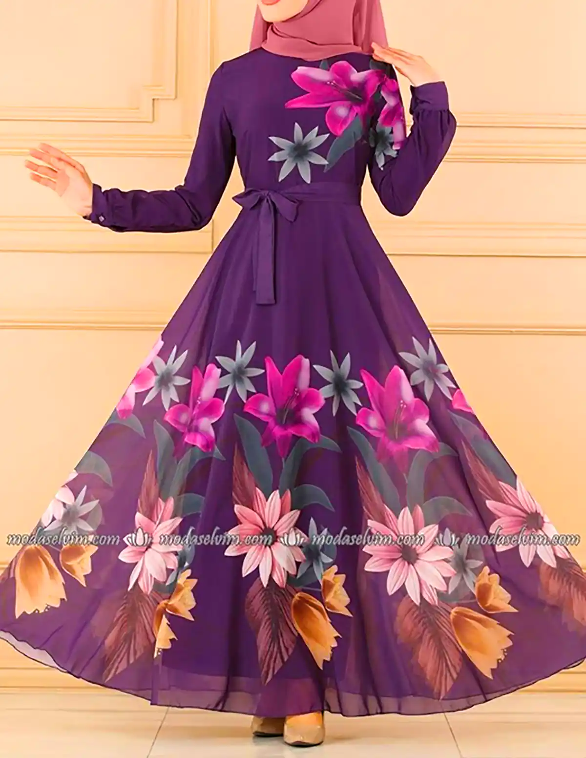 پیراهن مجلسی گلدار