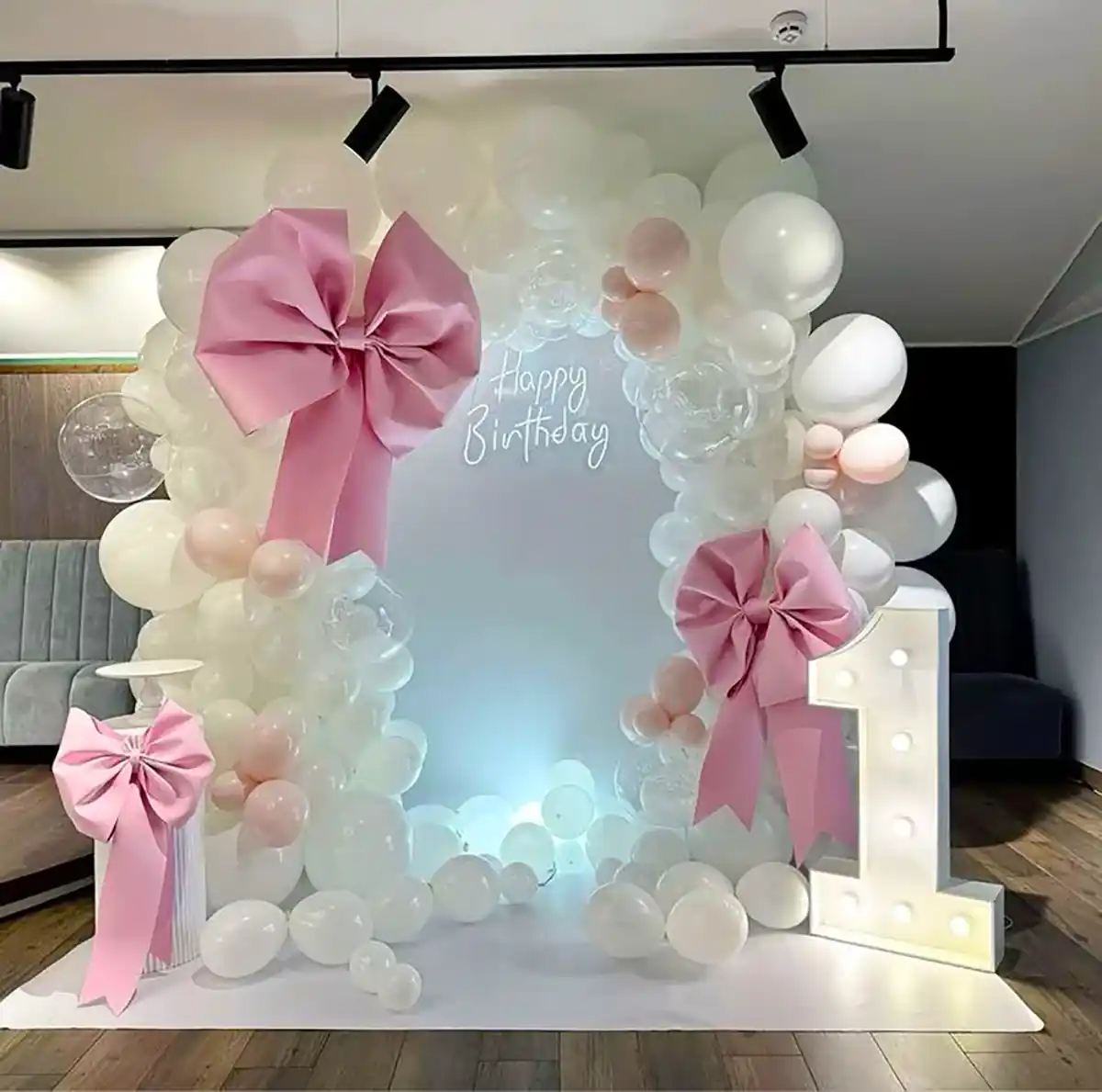 بادکنک آرایی تولد کودک