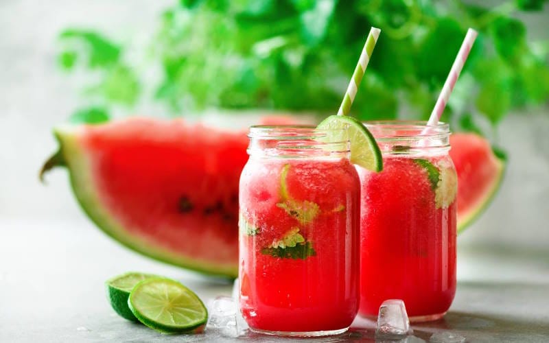 آب میوه ی هندوانه با نعناع