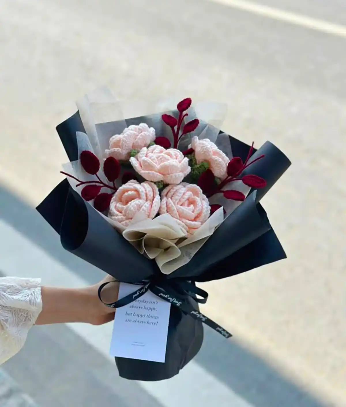 دسته گل بافتنی جذاب و زیبا
