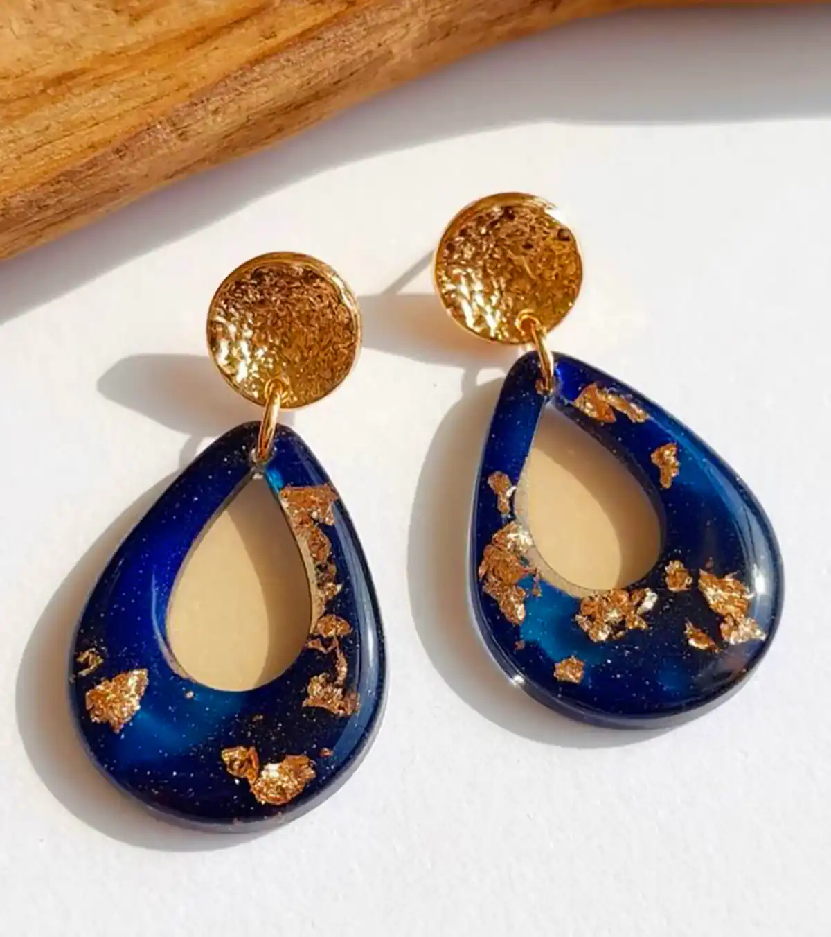 گوشواره رزین خوش ساخت