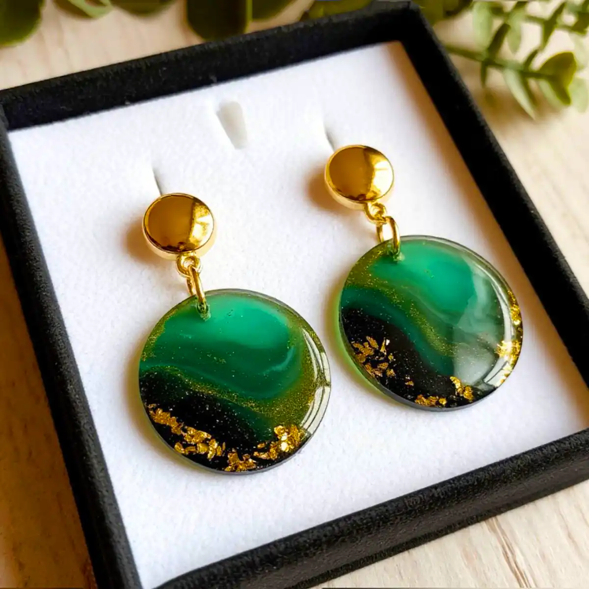 گوشواره رزین خوش ساخت