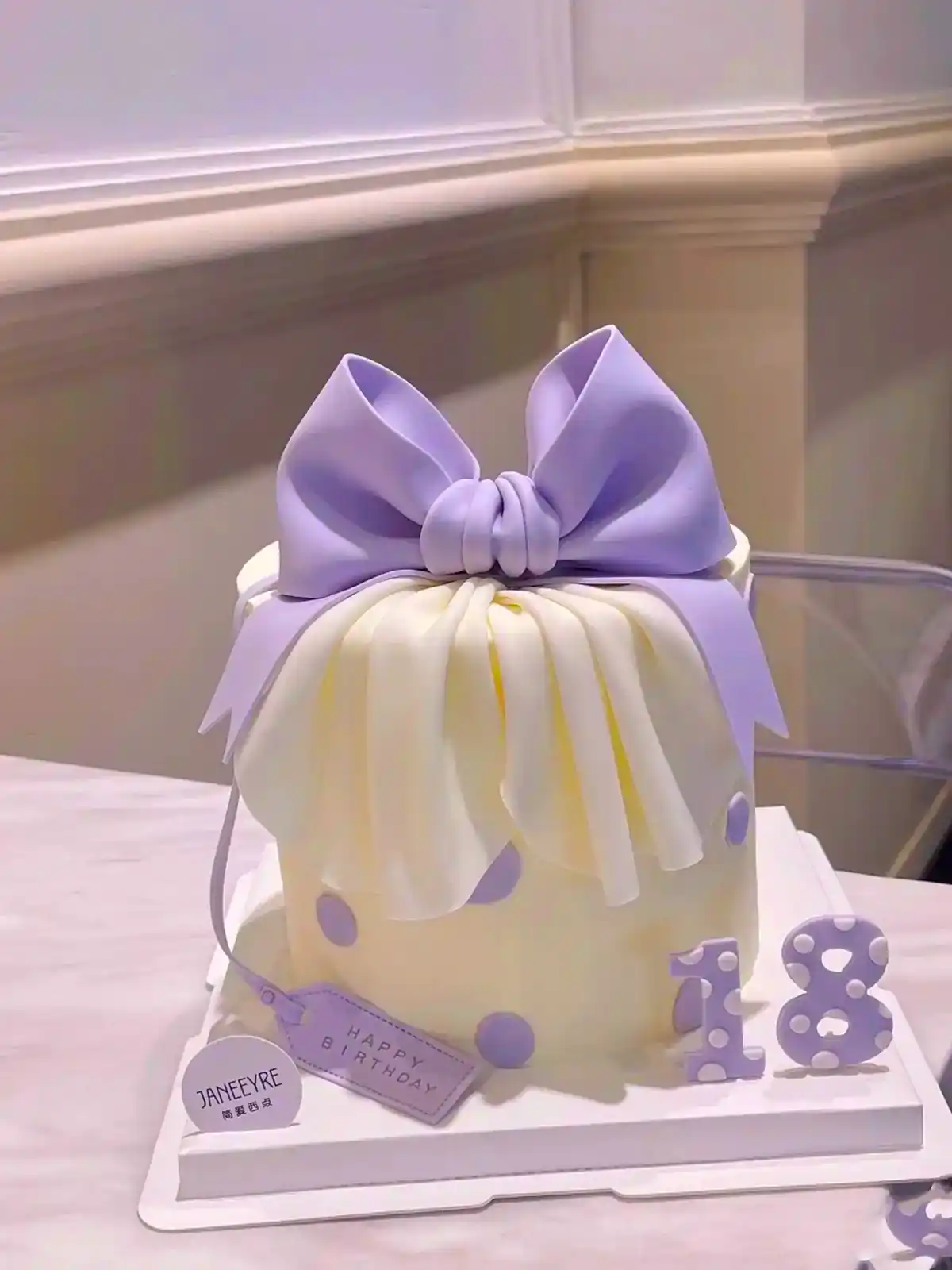 کیک مدل پاپیونی زیبا