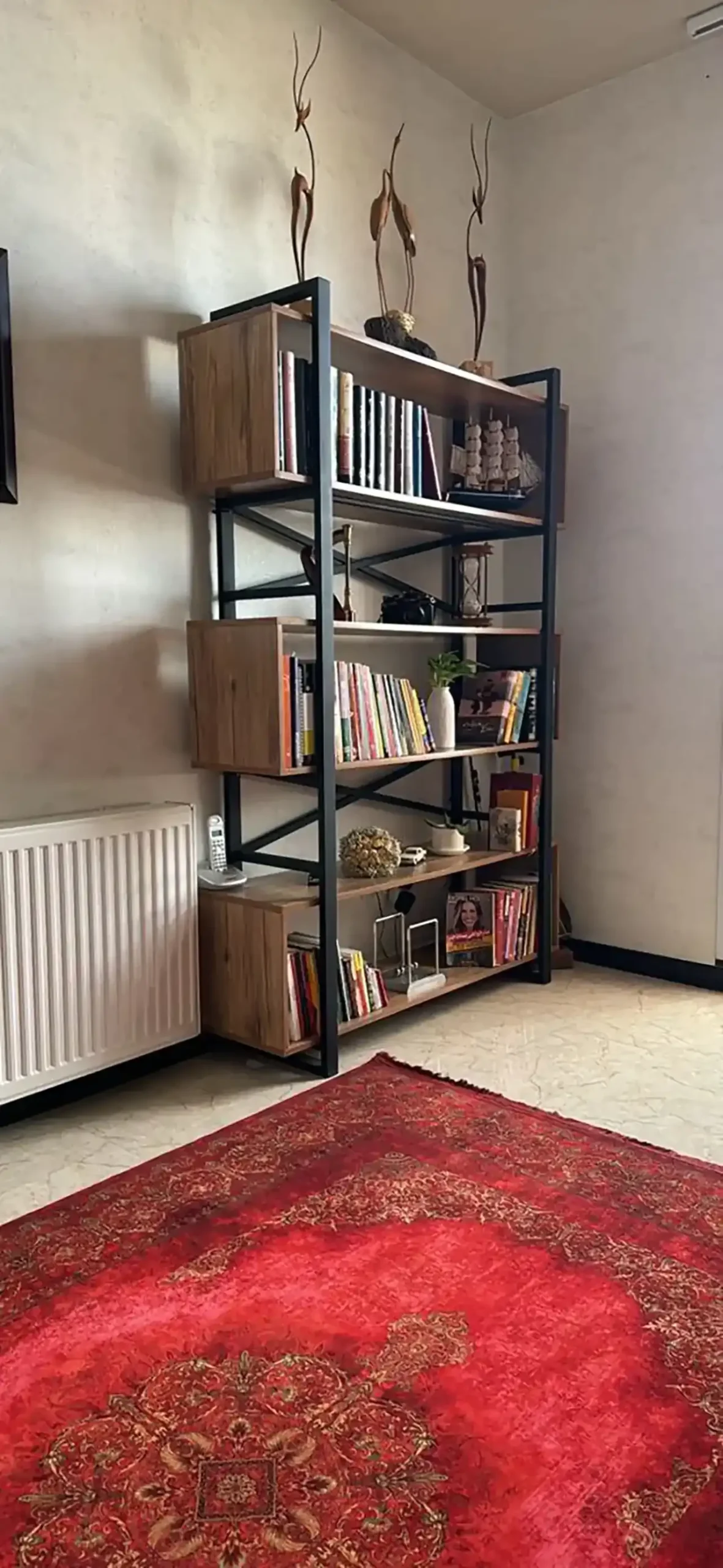 مدل کتابخانه دیواری شیک + زیباترین مدل های کتابخانه دیواری بسیار لاکچری