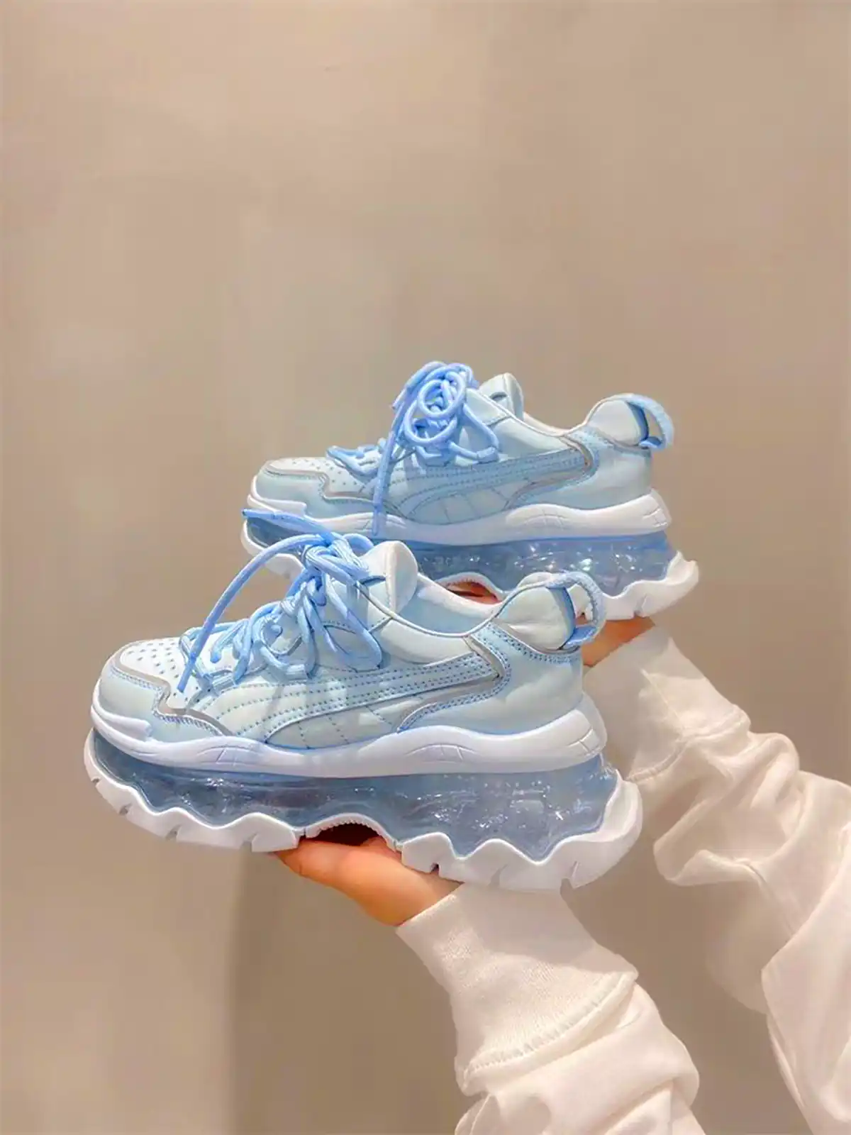 کتونی دخترانه زیبا و خفن 