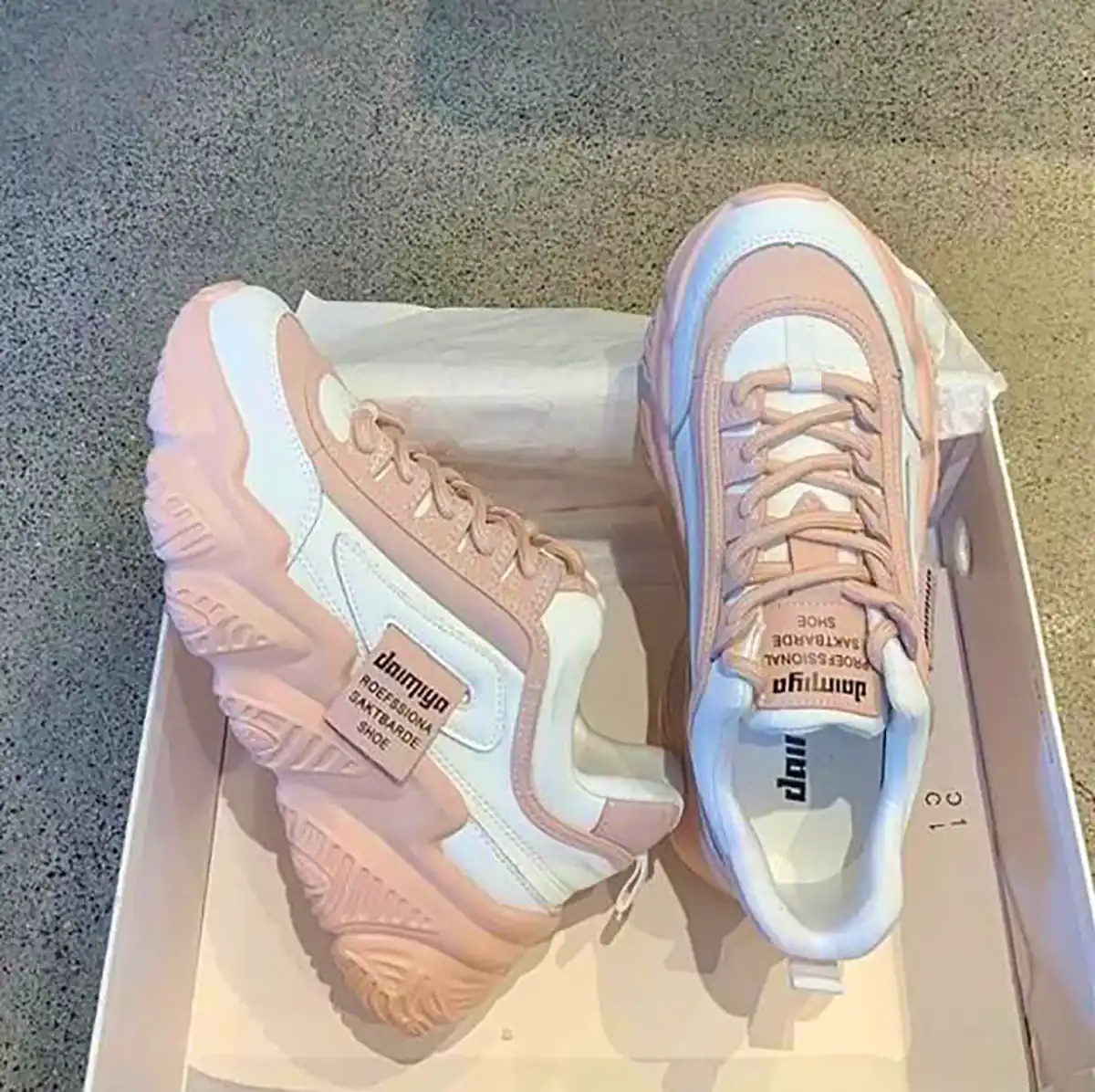 کتونی دخترانه زیبا و خفن 