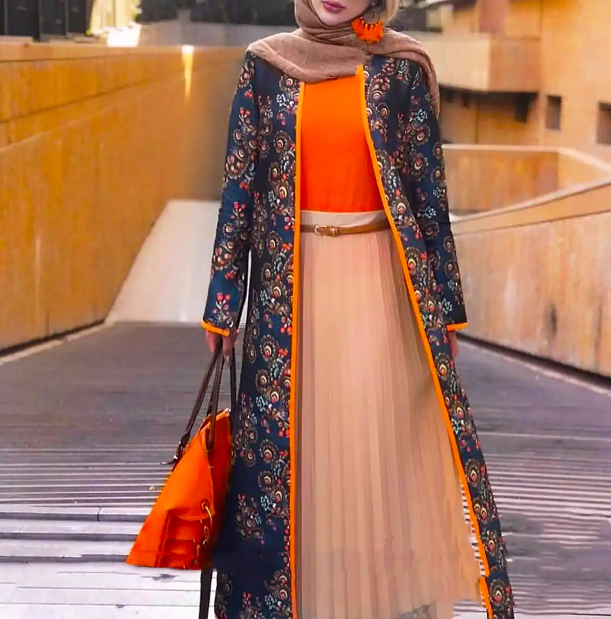 مانتو طرحدار شیک تابستانی