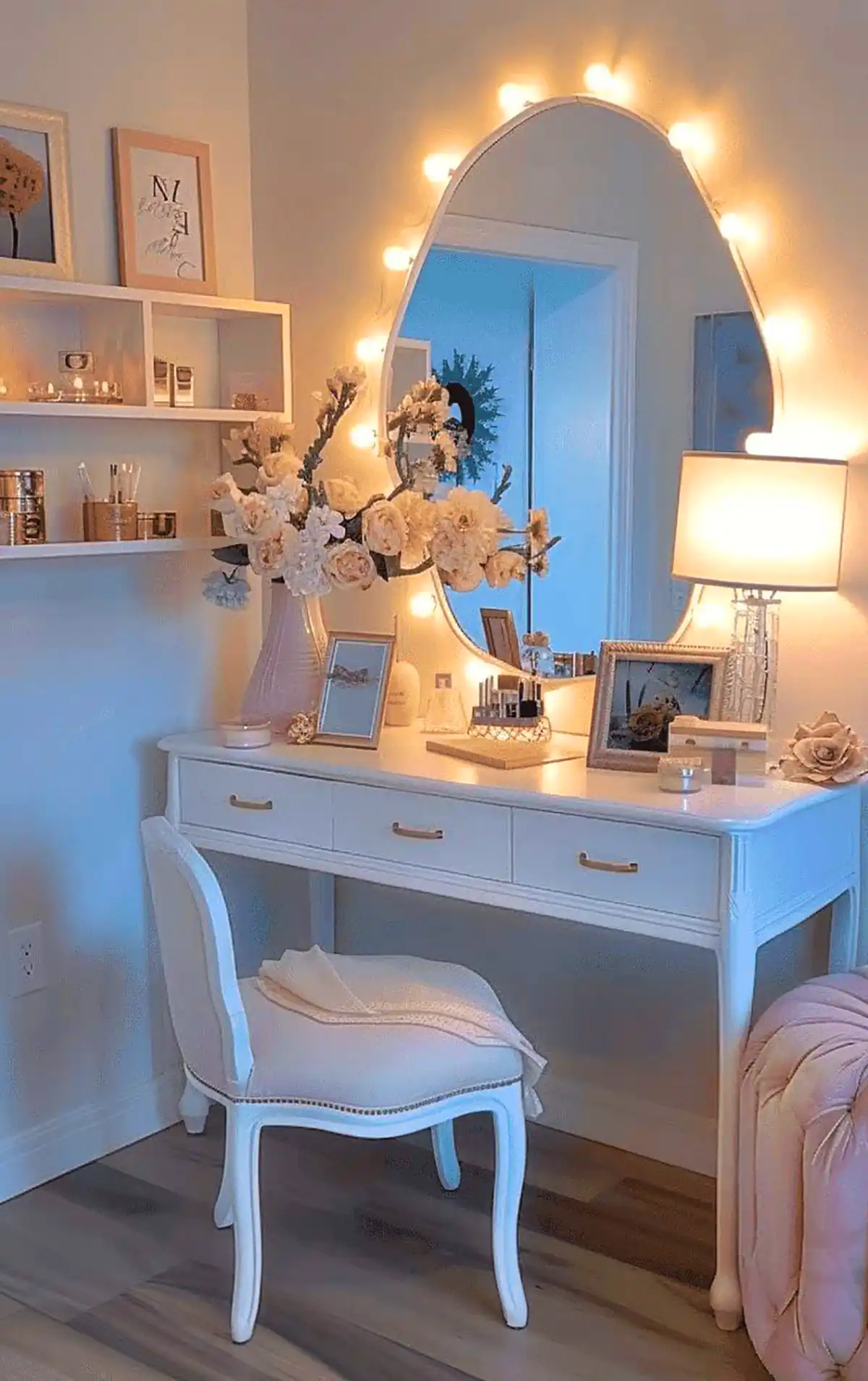 میز آرایش لوکس و جدید