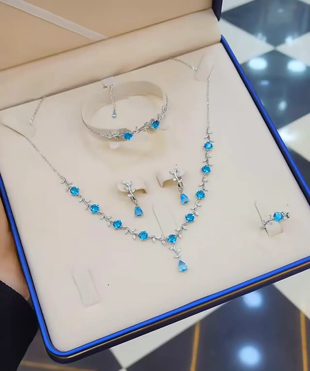 نیم ست لاکچری شیک