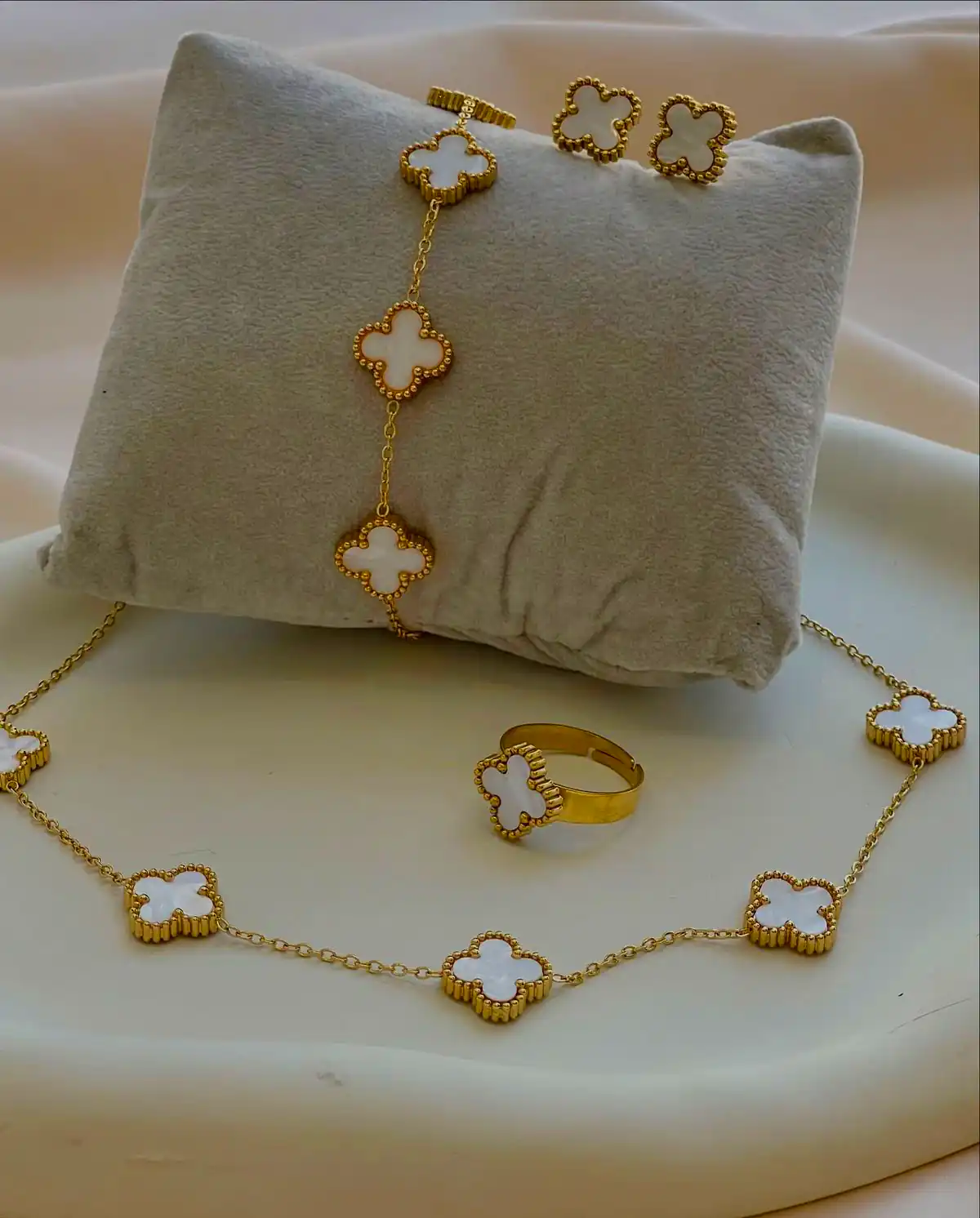 نیم ست طلا زیبا دخترانه