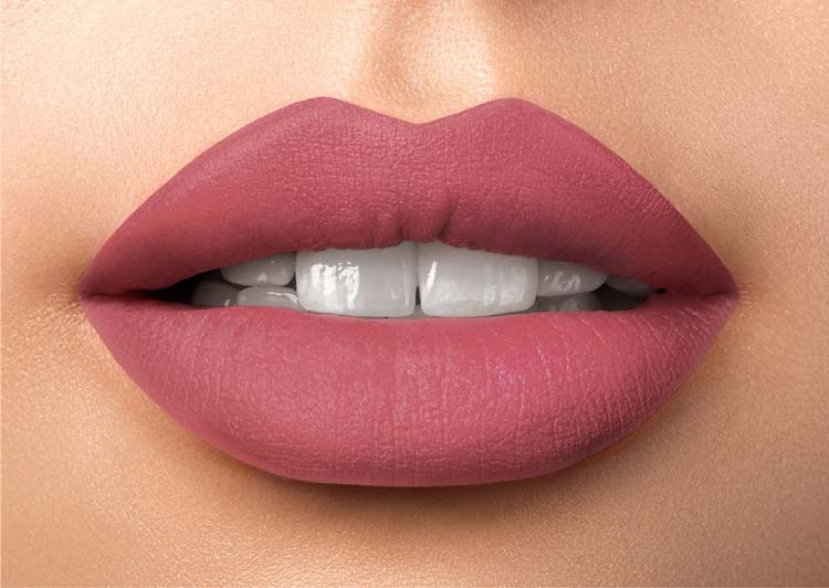کدوم رنگ رژ لب بهم میاد؟ راهنمای انتخاب رژ لب مناسب رنگ پوست
