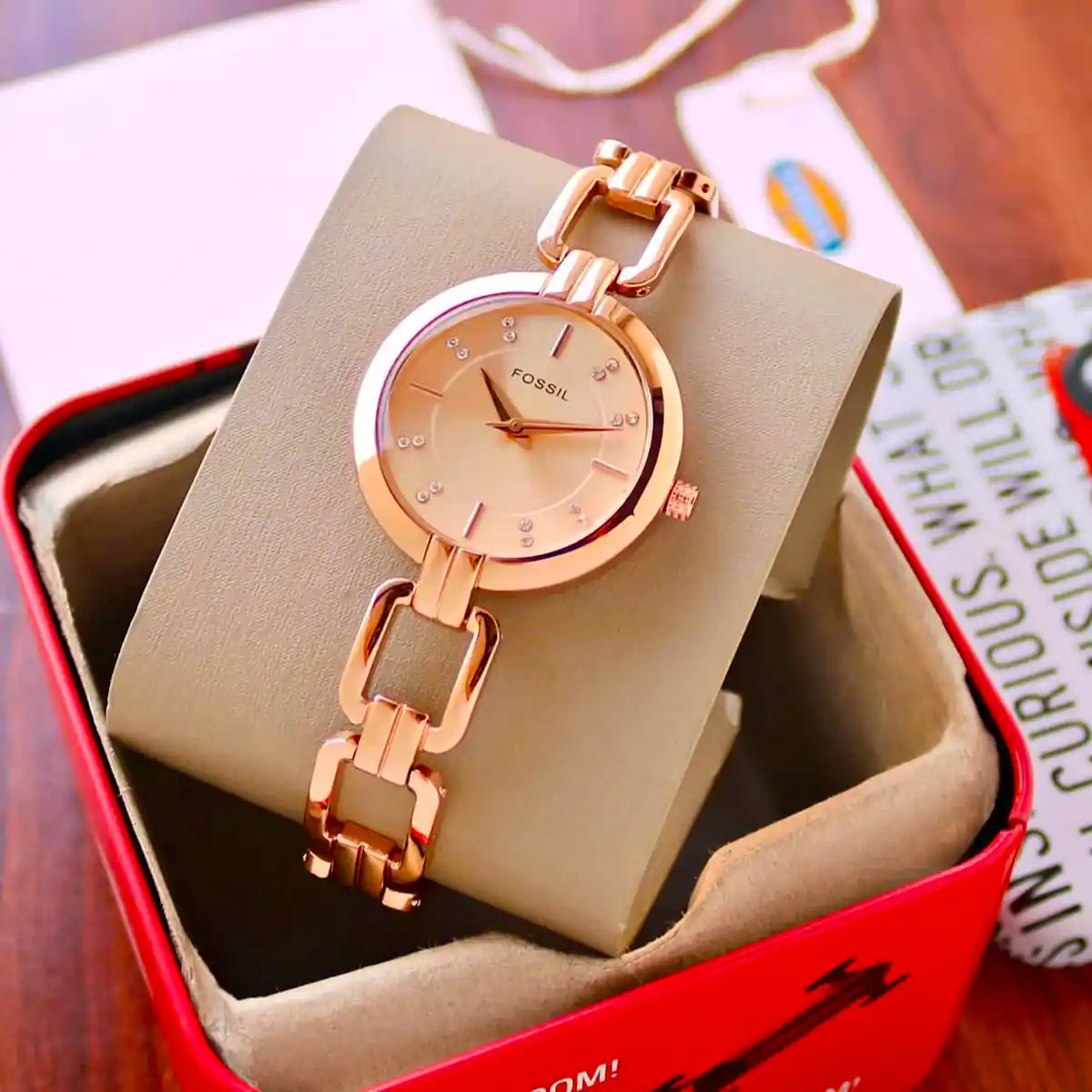 ساعت شیک و زیبا خاص