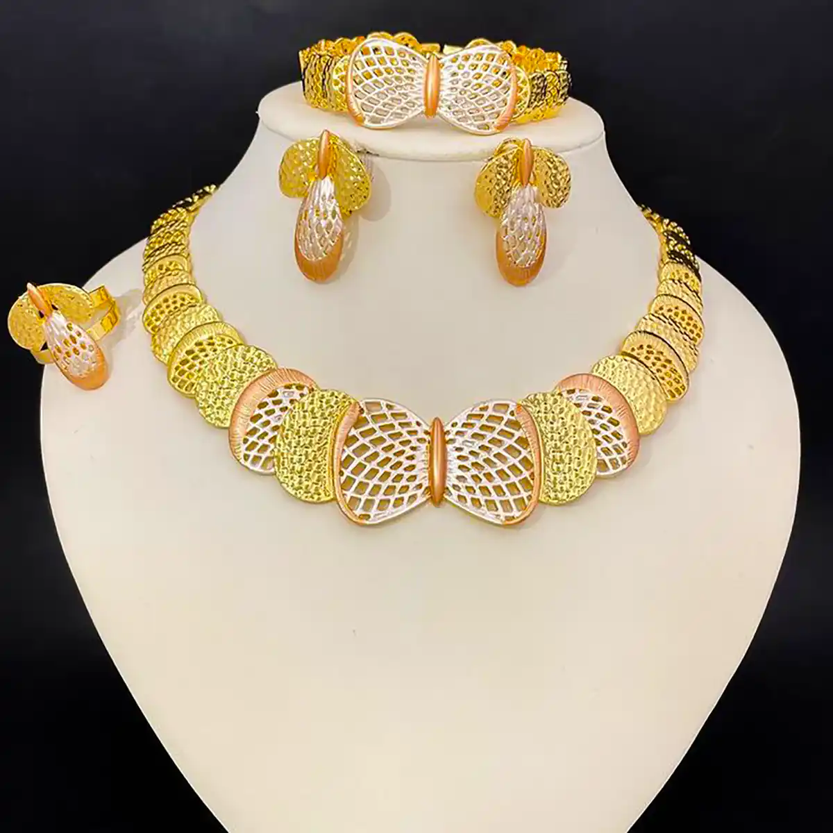 سرویس طلا هندی عروس