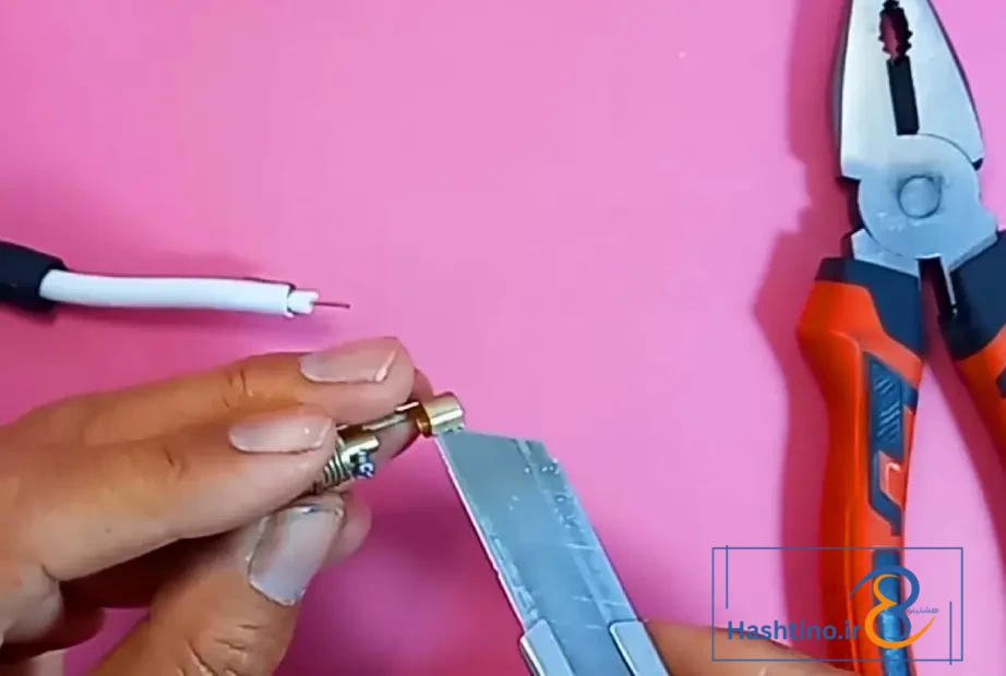 لخت&zwnj;کردن کابل